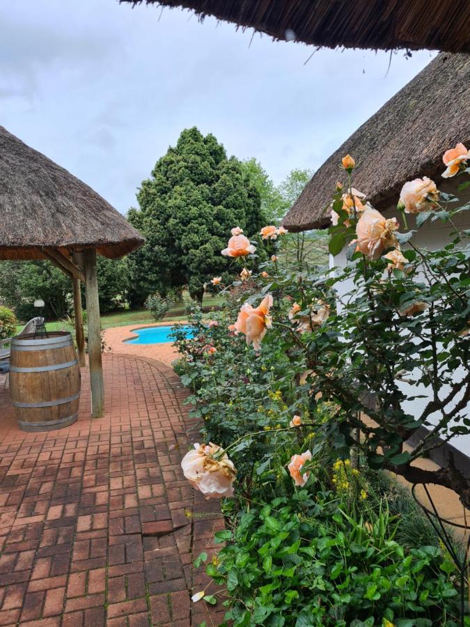 Piccadilly Farm Cottages Lions River Экстерьер фото